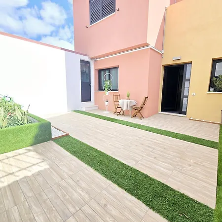 Oasis House Σπίτι διακοπών *