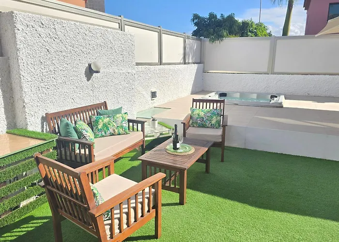 Oasis House * Maspalomas (Gran Canaria)